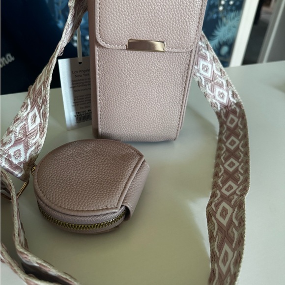 ✨ NWT Alyssa Mauve/Dusty Rose Vegan Leather Phone Crossbody Bag - Picture 2 of 8